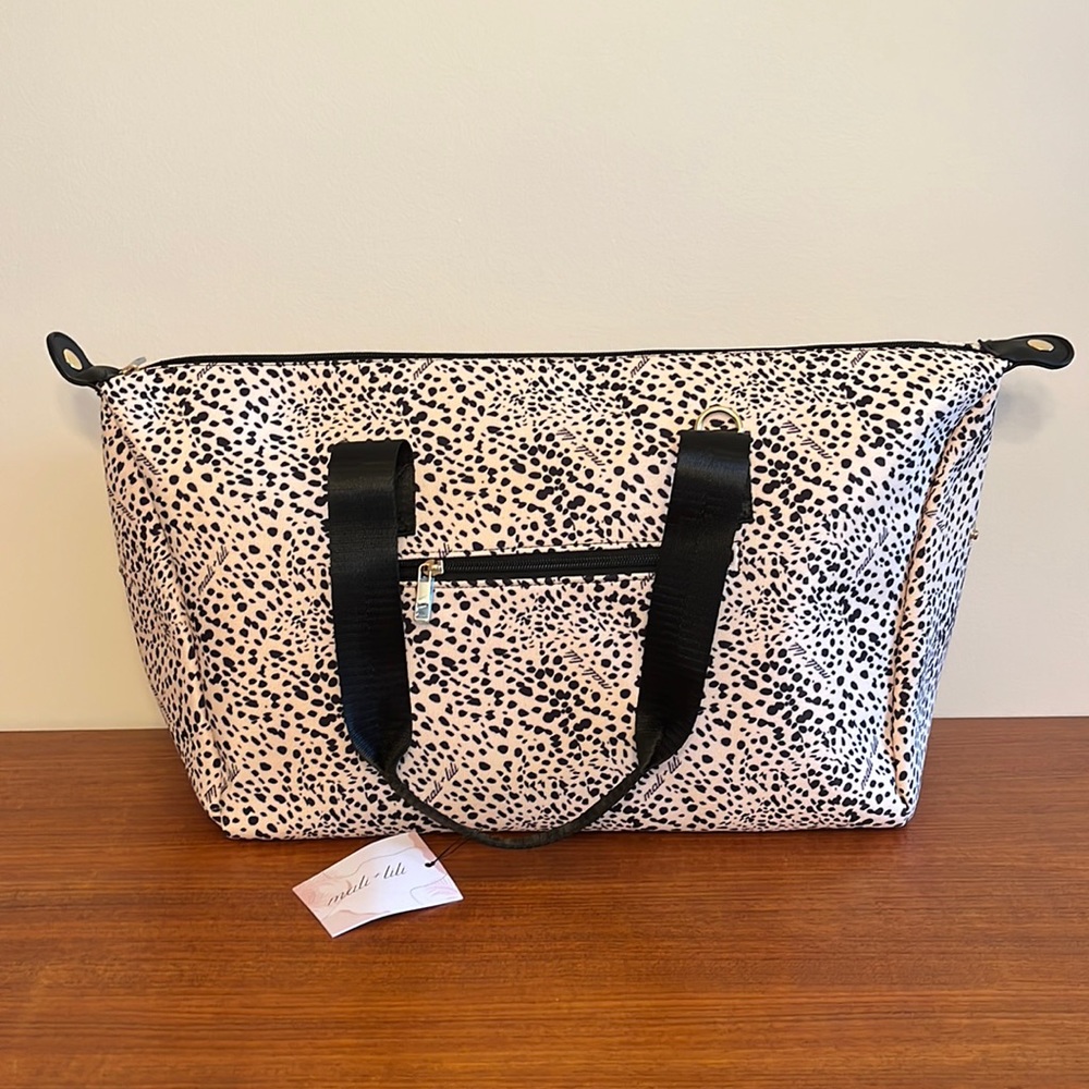 Mail and Lili Weekender Bag